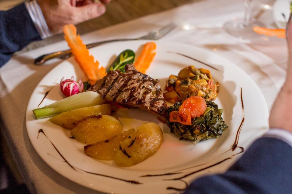 Agriturismo Il Sapore Della Luna 몬테프란도네 외부 사진