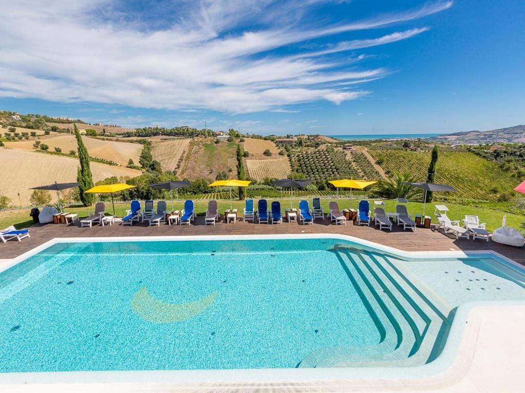 Agriturismo Il Sapore Della Luna 몬테프란도네 외부 사진